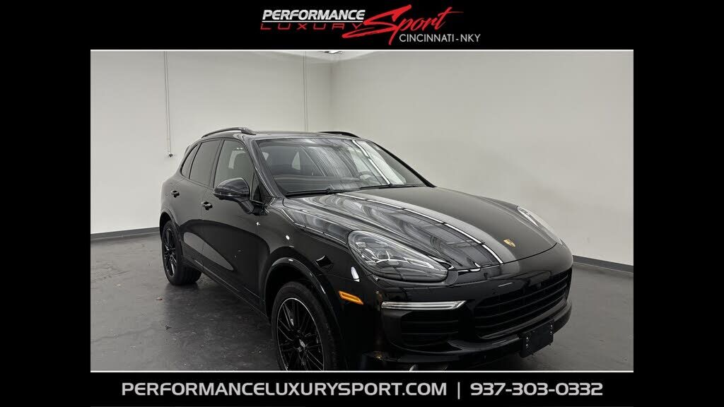2018 PORSCHE Cayenne