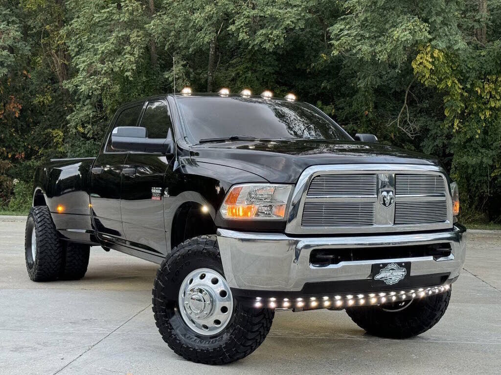 2012 DODGE Ram