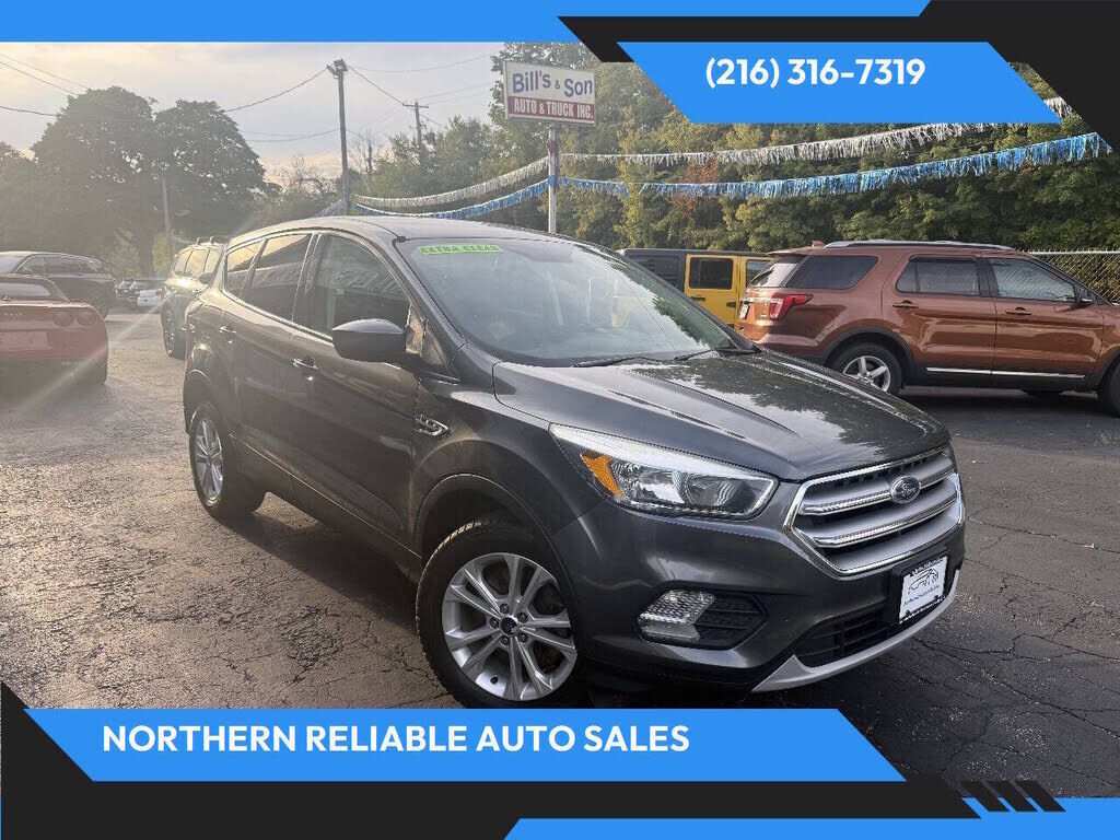 2017 FORD Escape