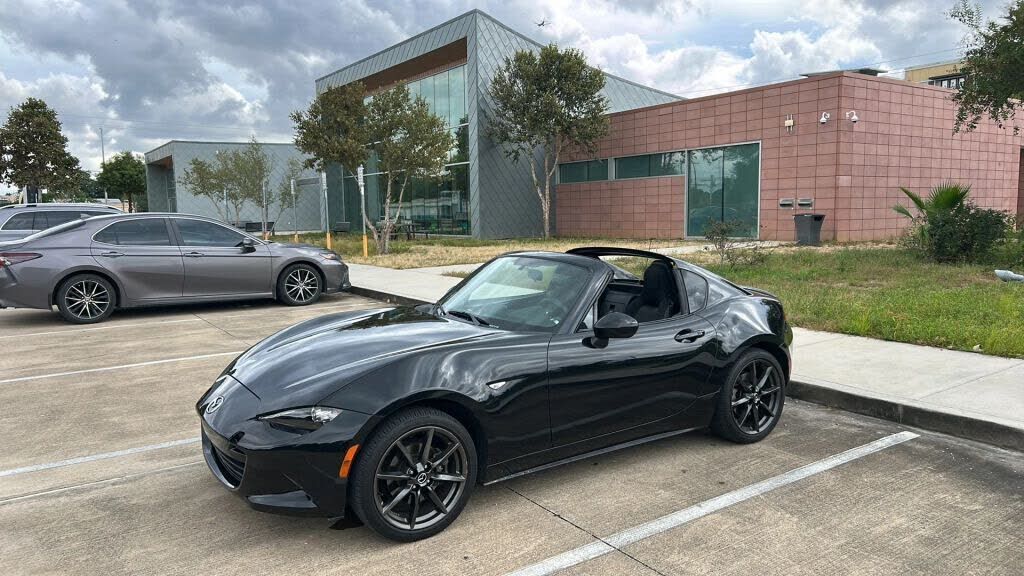 2017 MAZDA MX-5