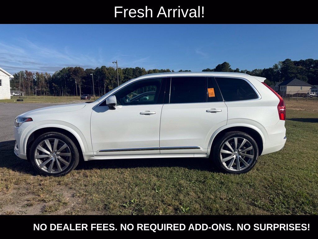 2021 VOLVO XC90