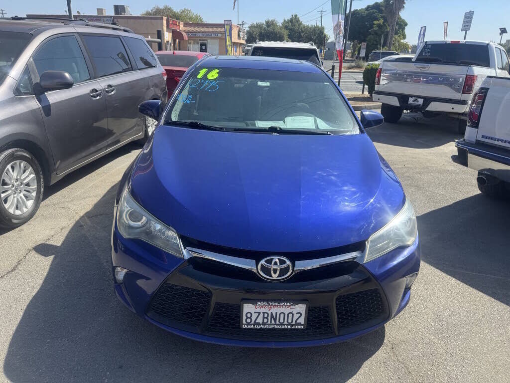 2016 TOYOTA Camry