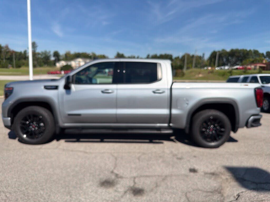 2023 GMC Sierra