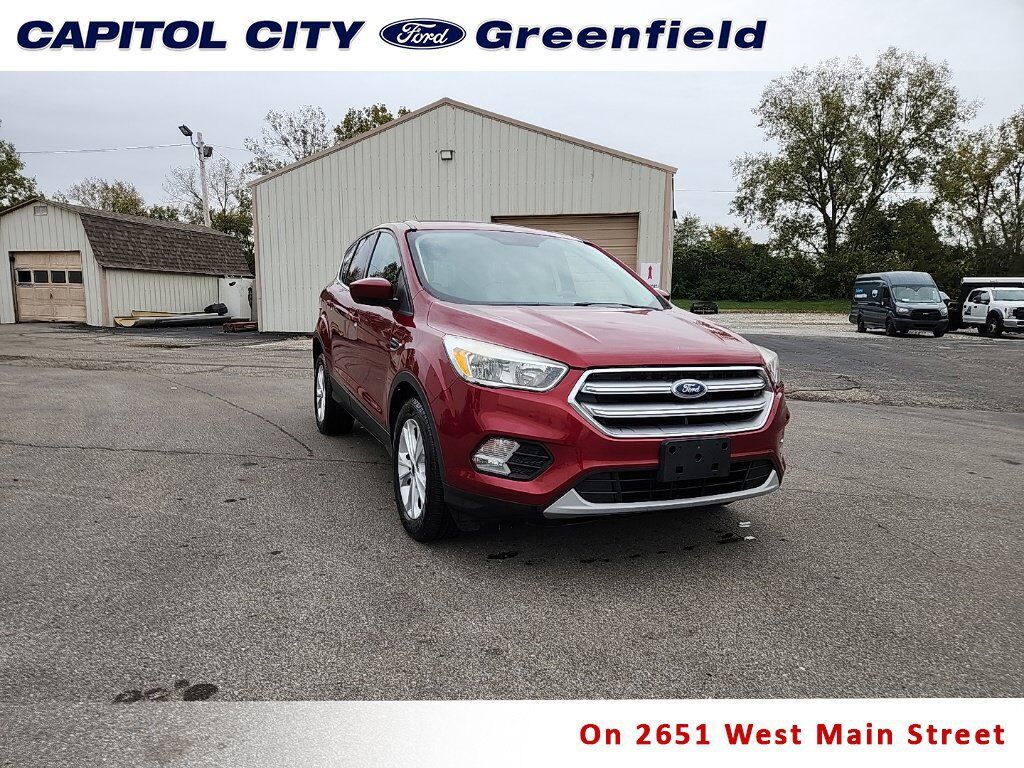 2017 FORD Escape