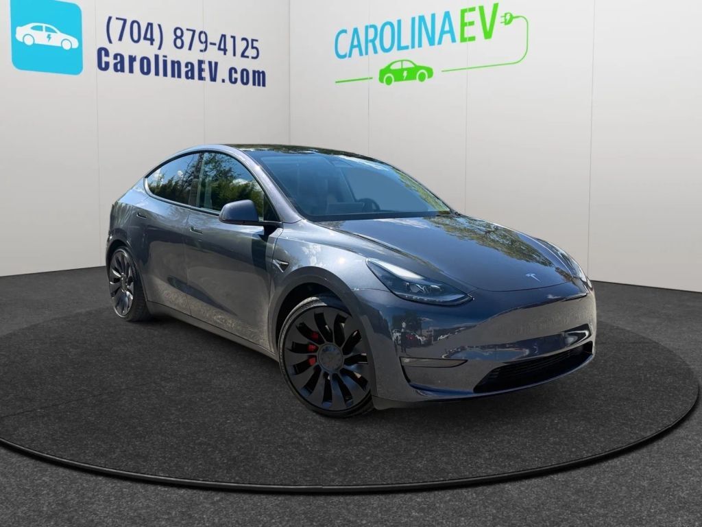 2023 TESLA Model Y