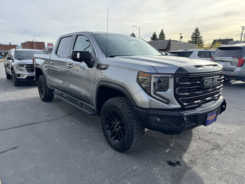 2023 GMC Sierra