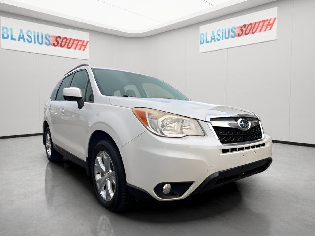 2014 SUBARU Forester