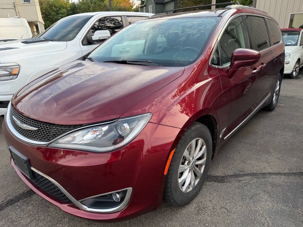 2017 CHRYSLER Pacifica
