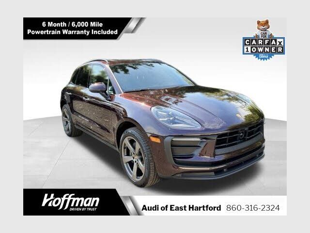 2025 PORSCHE Macan
