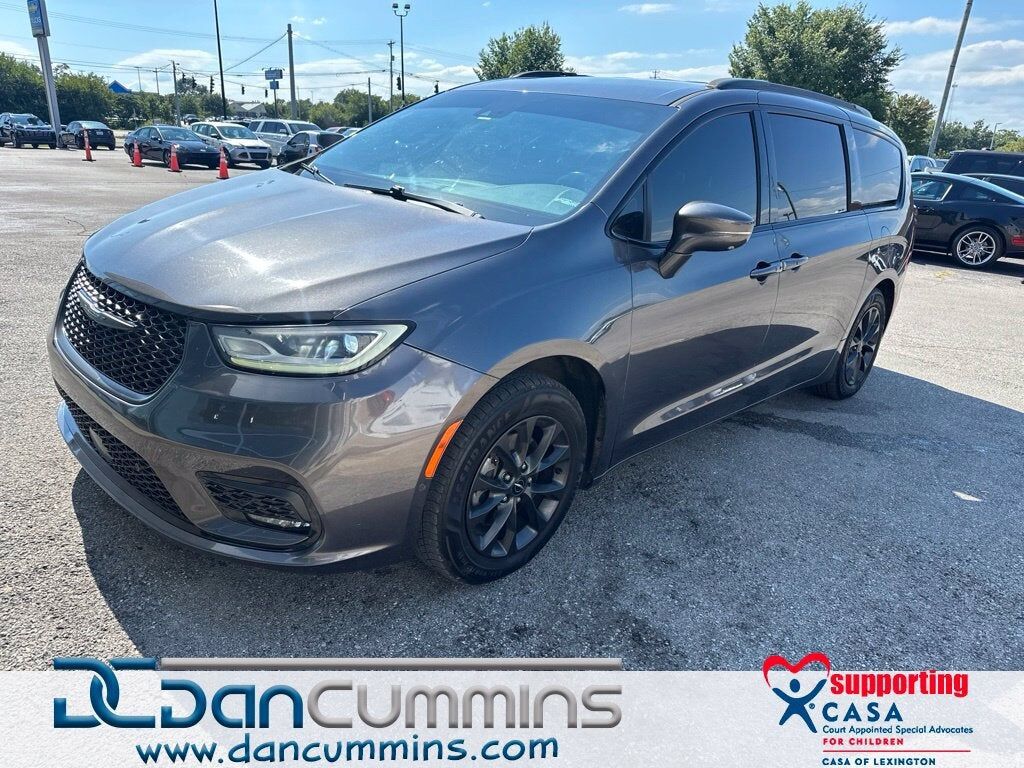2021 CHRYSLER Pacifica