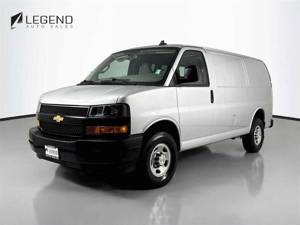 2023 CHEVROLET Express