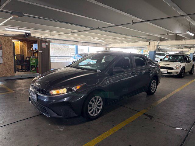 2023 KIA Forte