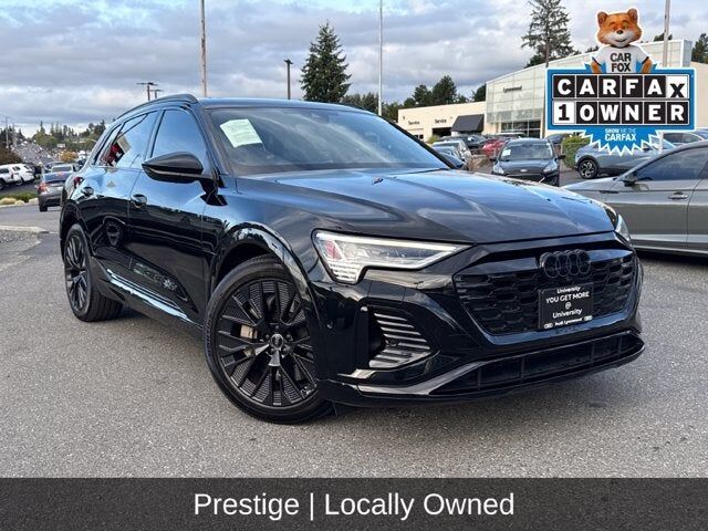 2024 AUDI Q8