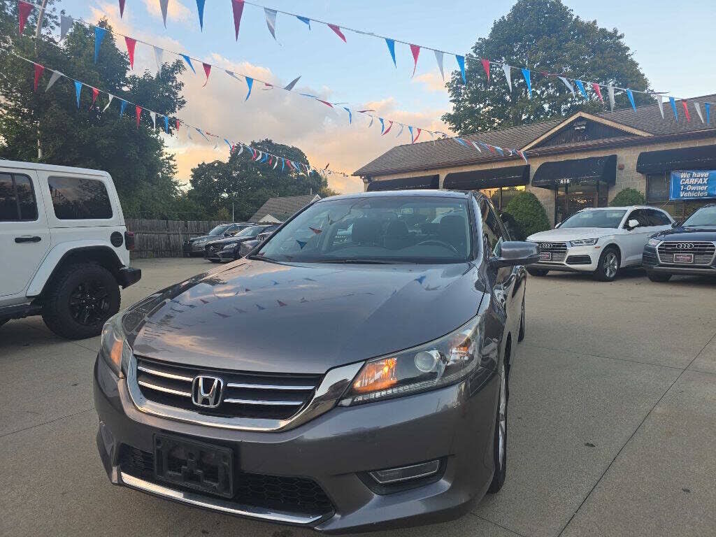 2013 HONDA Accord