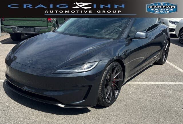 2026 TESLA Model 3