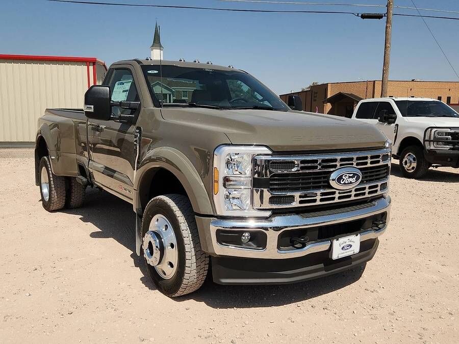 2027 FORD F-450