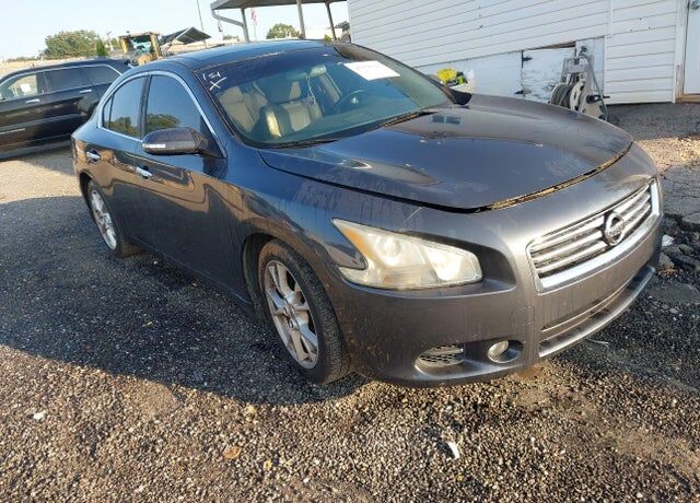 2012 NISSAN Maxima