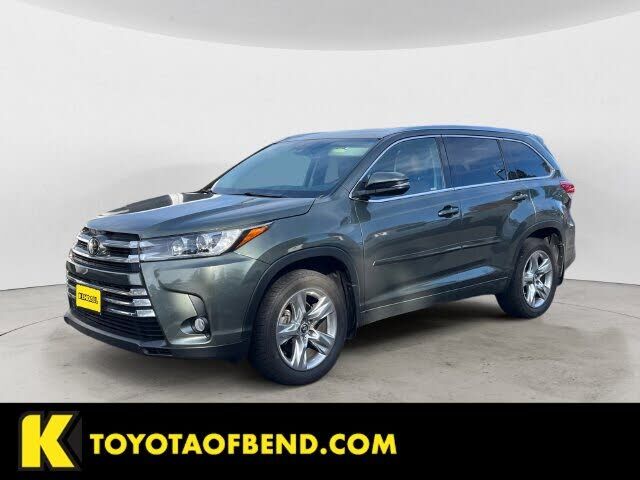 2017 TOYOTA Highlander