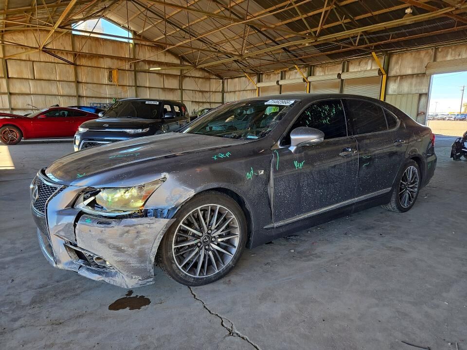 2013 LEXUS LS