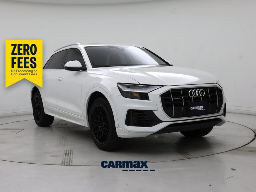 2023 AUDI Q8