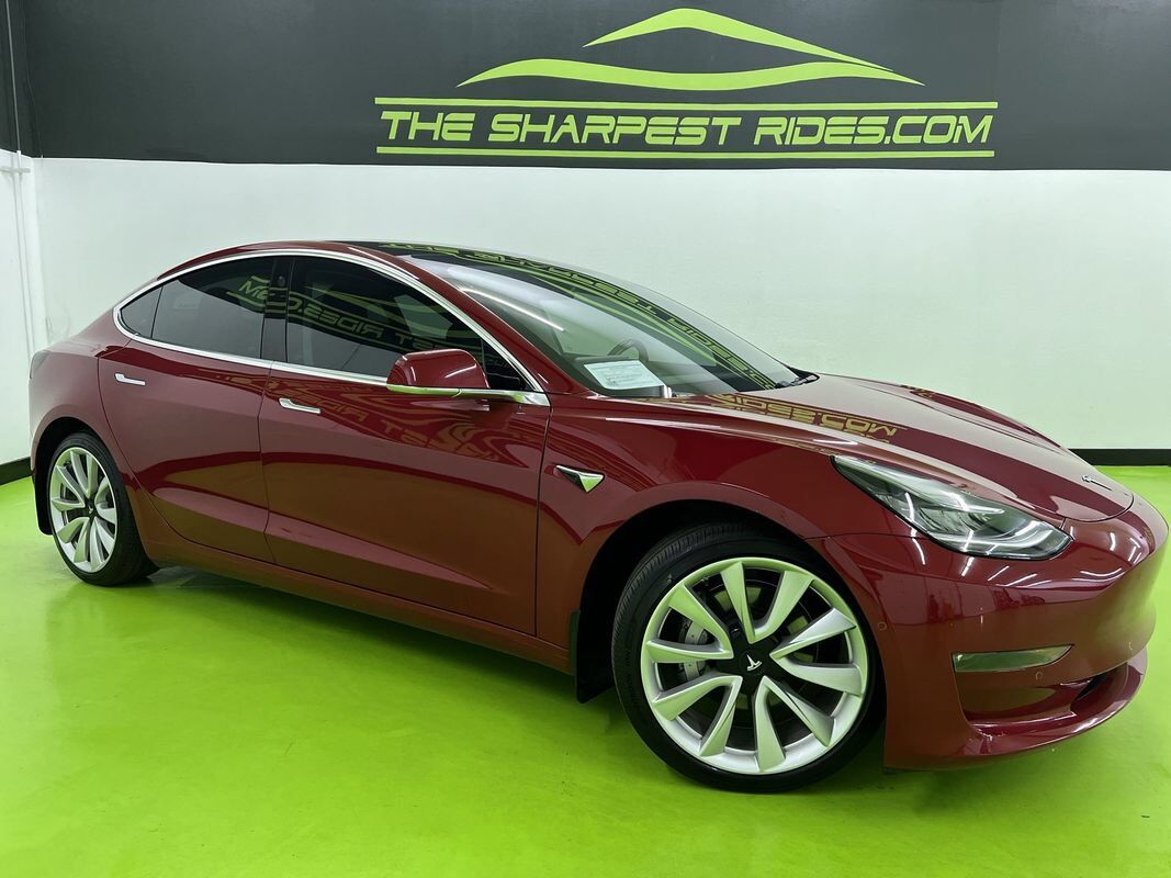 2018 TESLA Model 3