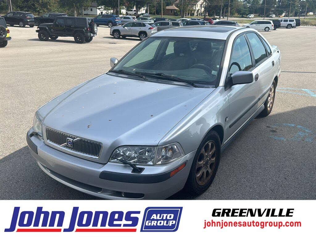 2002 VOLVO S40