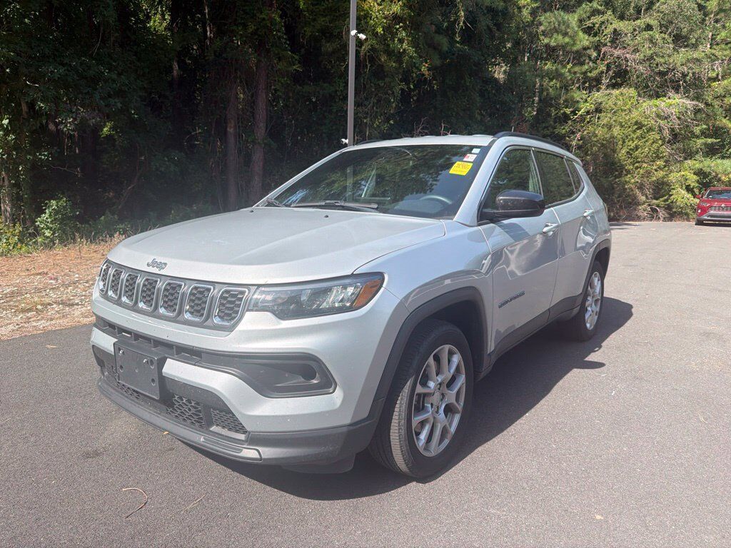 2024 JEEP Compass