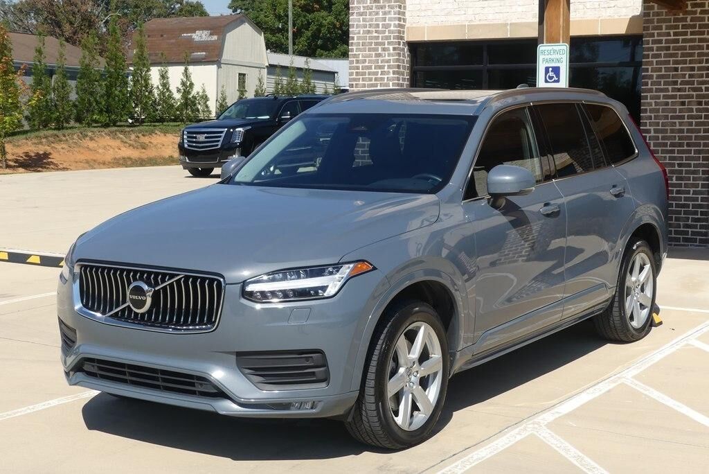 2023 VOLVO XC90
