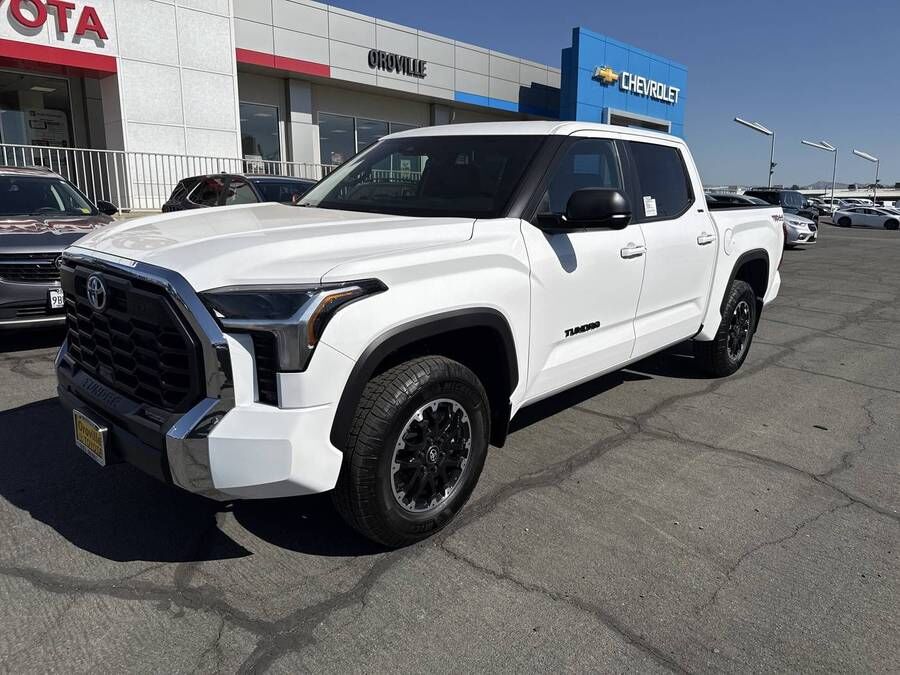 2026 TOYOTA Tundra
