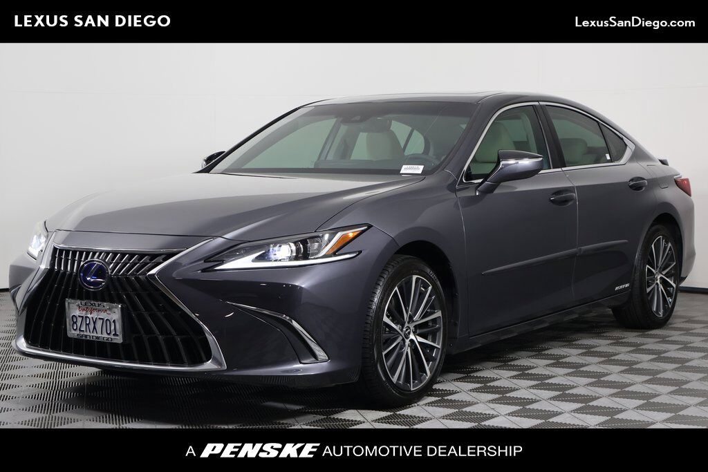 2022 LEXUS ES