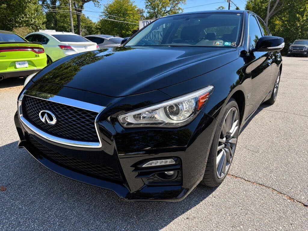 2017 INFINITI Q50