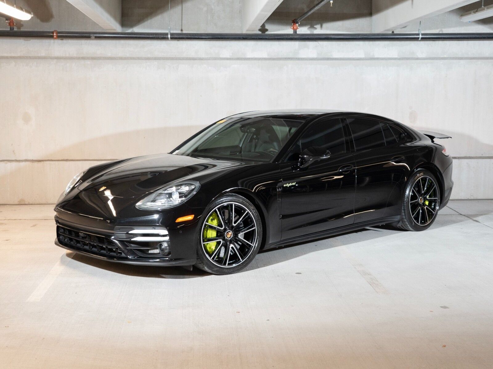 2021 PORSCHE Panamera
