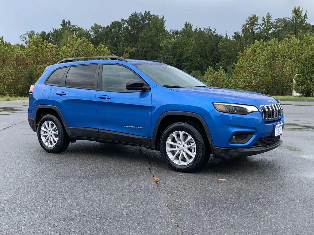 2022 JEEP Cherokee