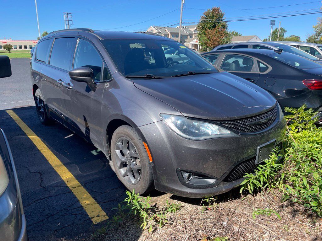 2019 CHRYSLER Pacifica