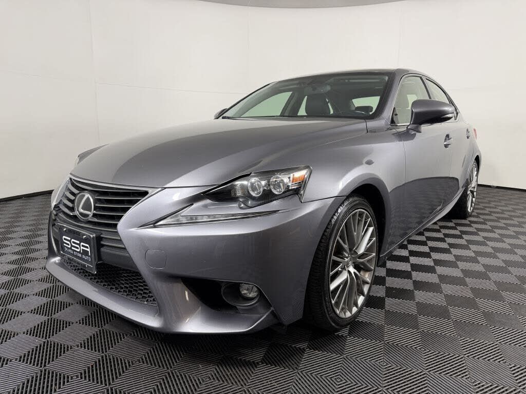 2015 LEXUS IS