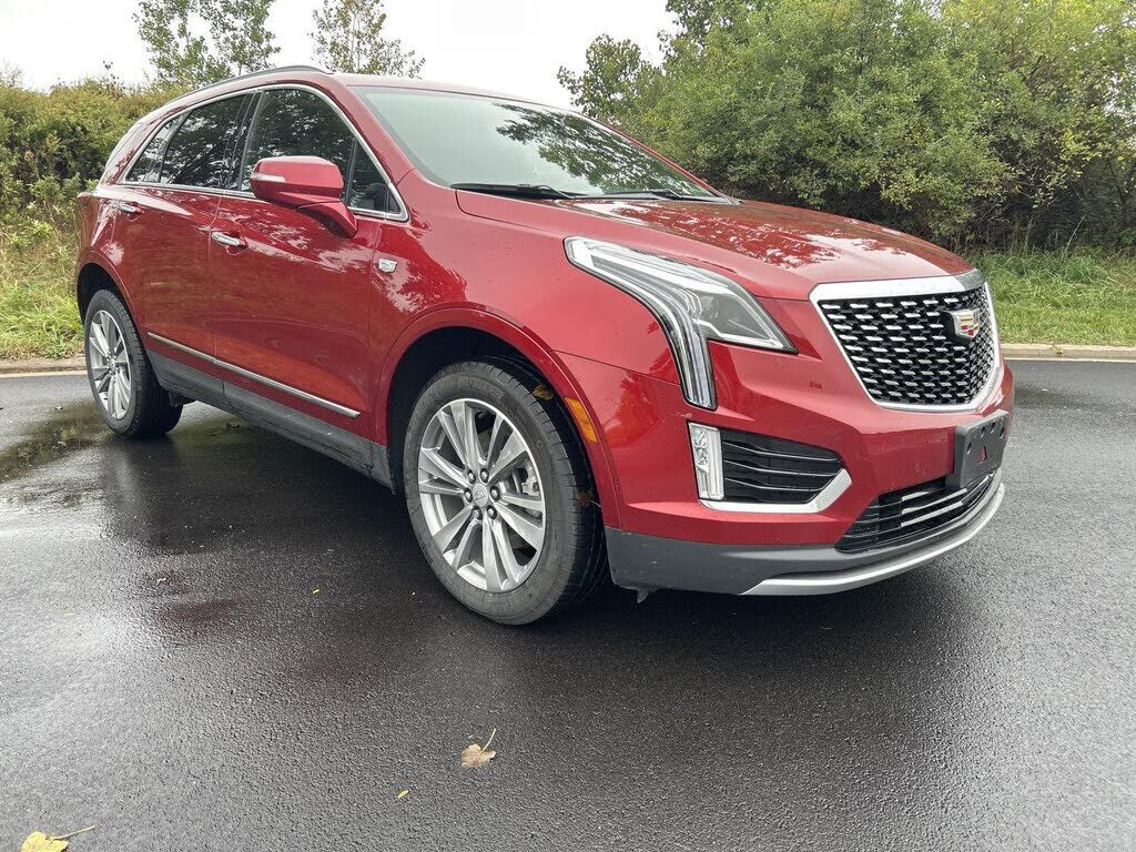 2025 CADILLAC XT5