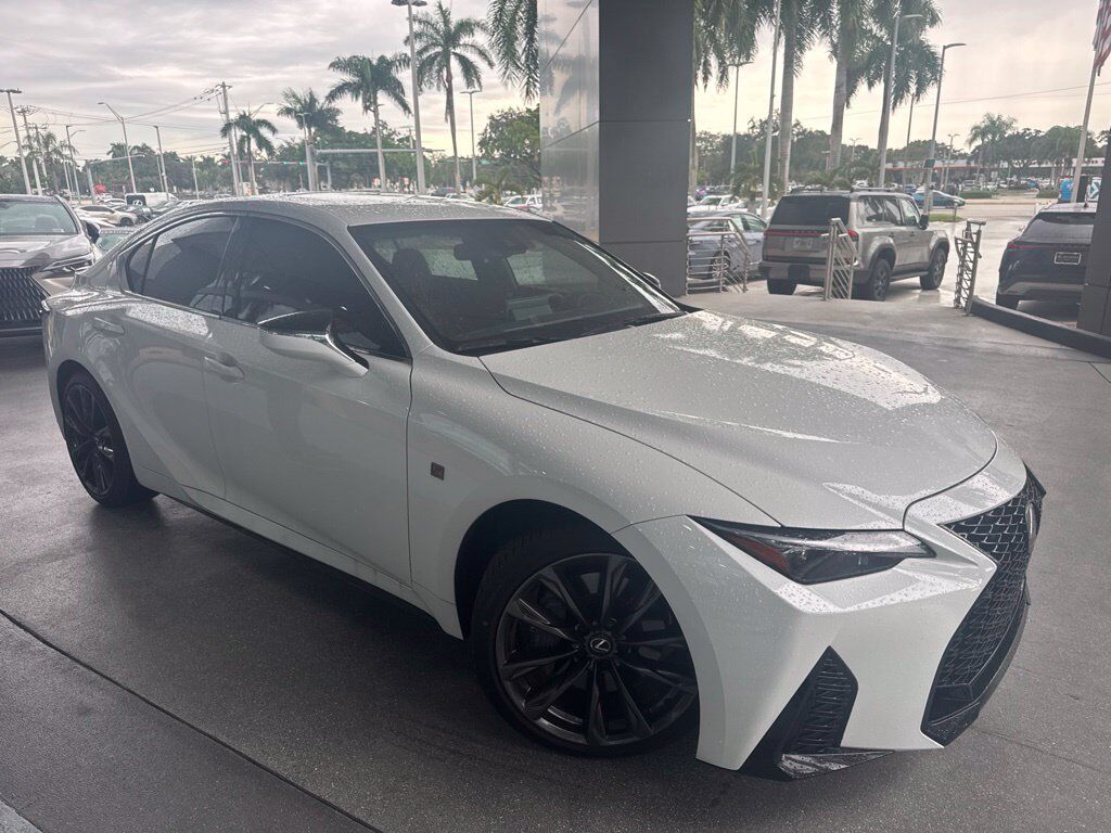 2025 LEXUS IS