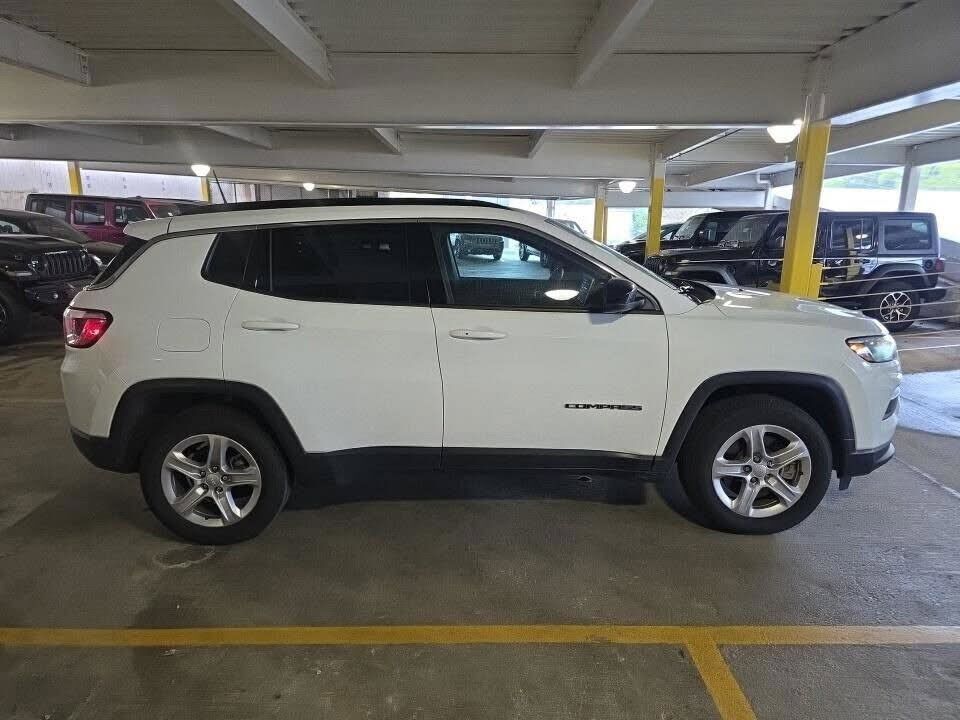 2023 JEEP Compass