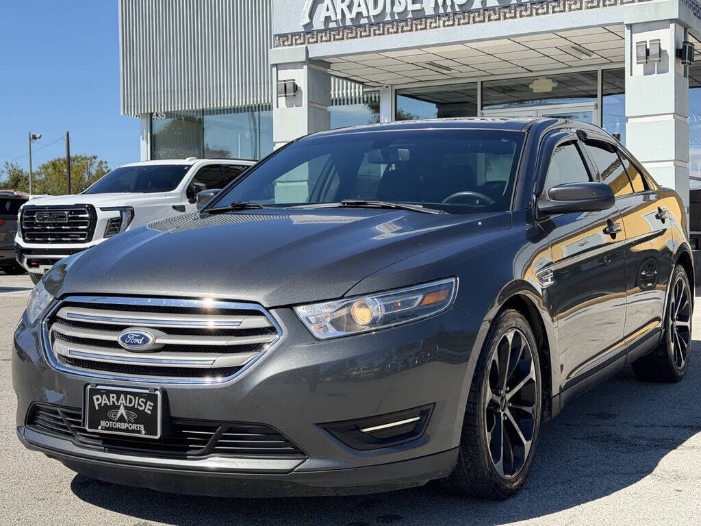 2016 FORD Taurus