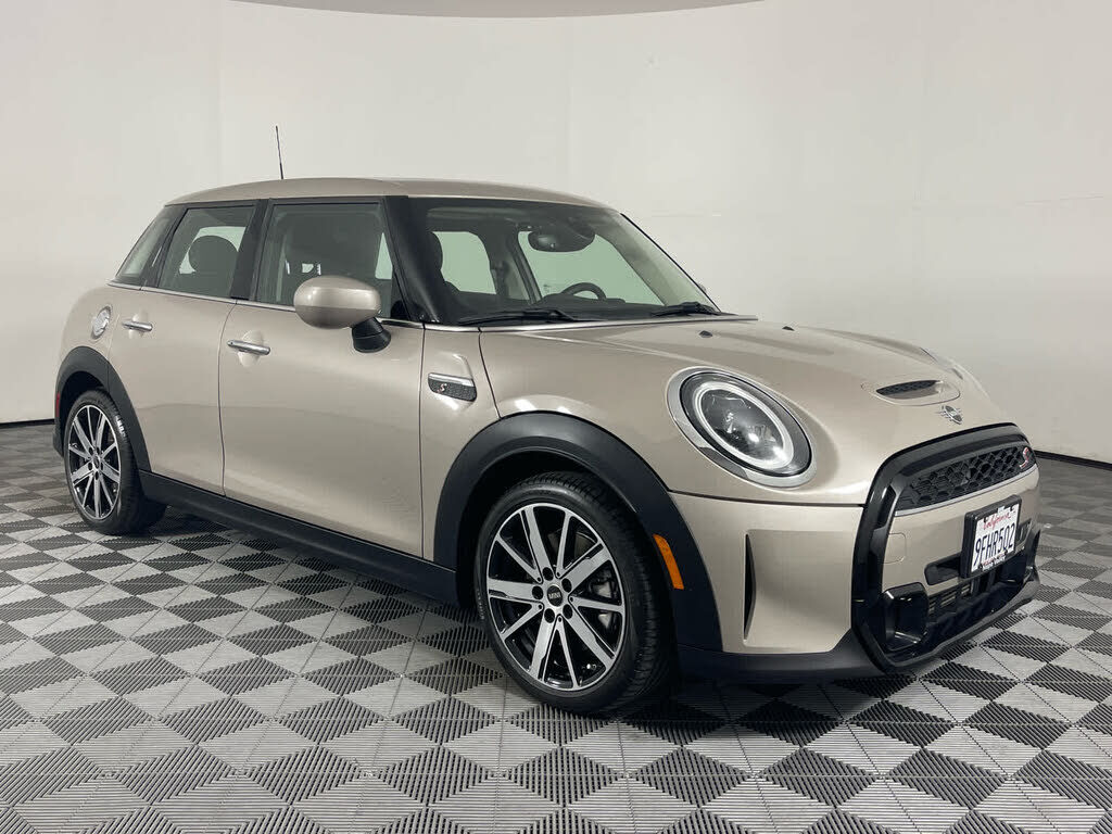 2023 MINI Hardtop