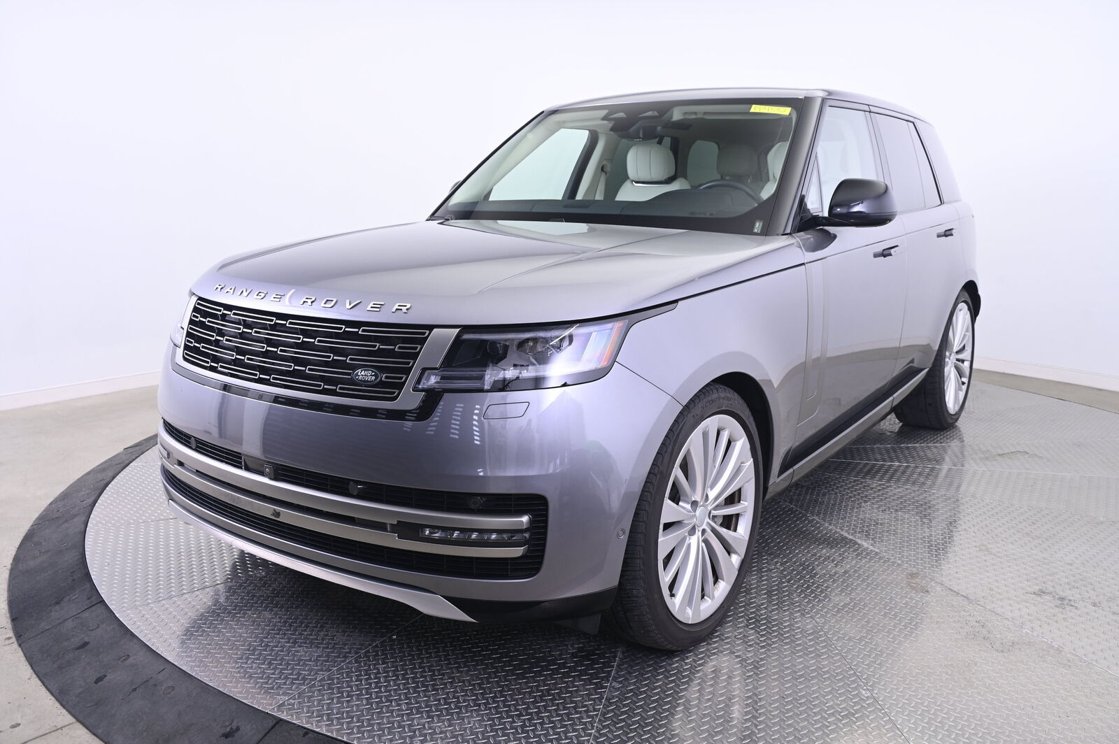 2024 LAND ROVER Range Rover