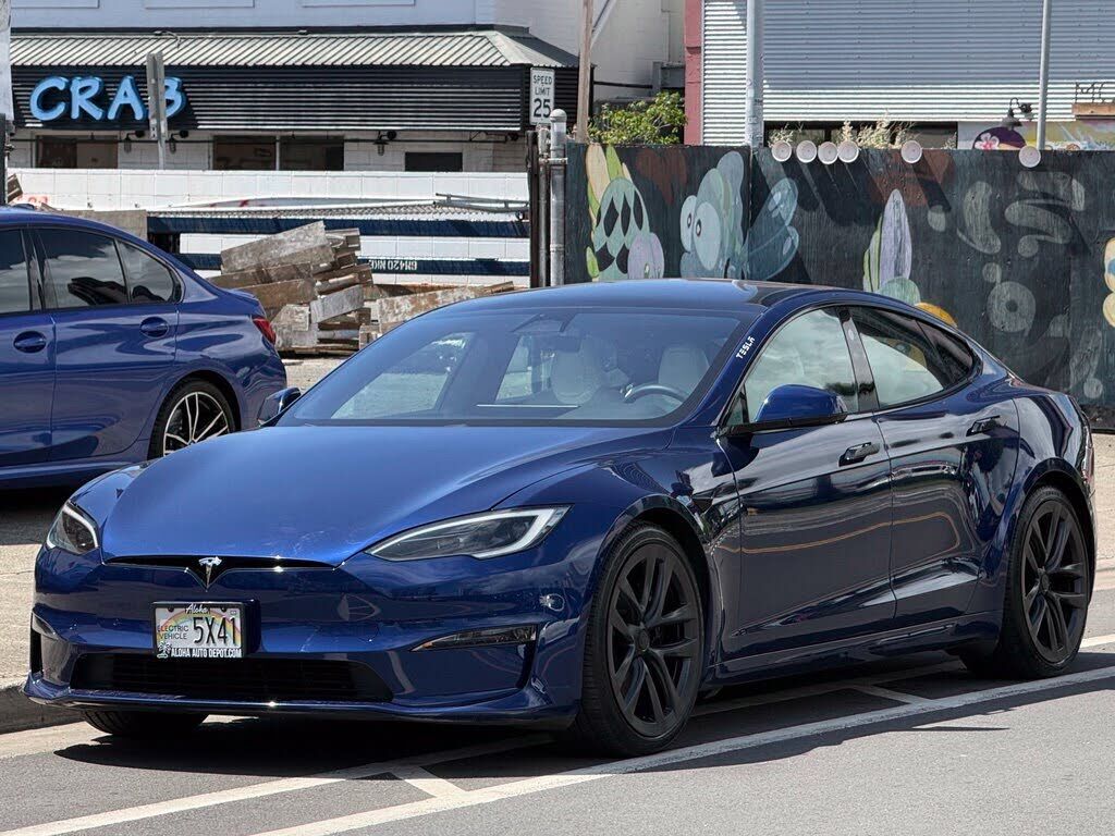 2023 TESLA Model S