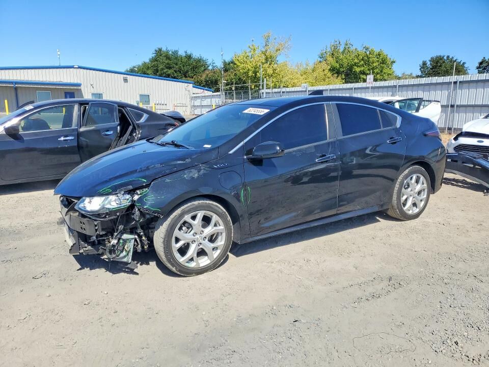 2017 CHEVROLET Volt
