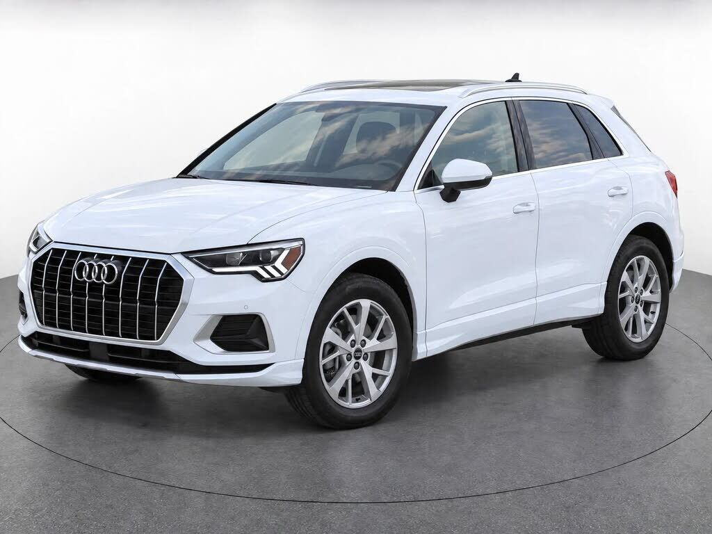 2023 AUDI Q3