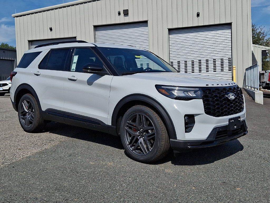 2027 FORD Explorer