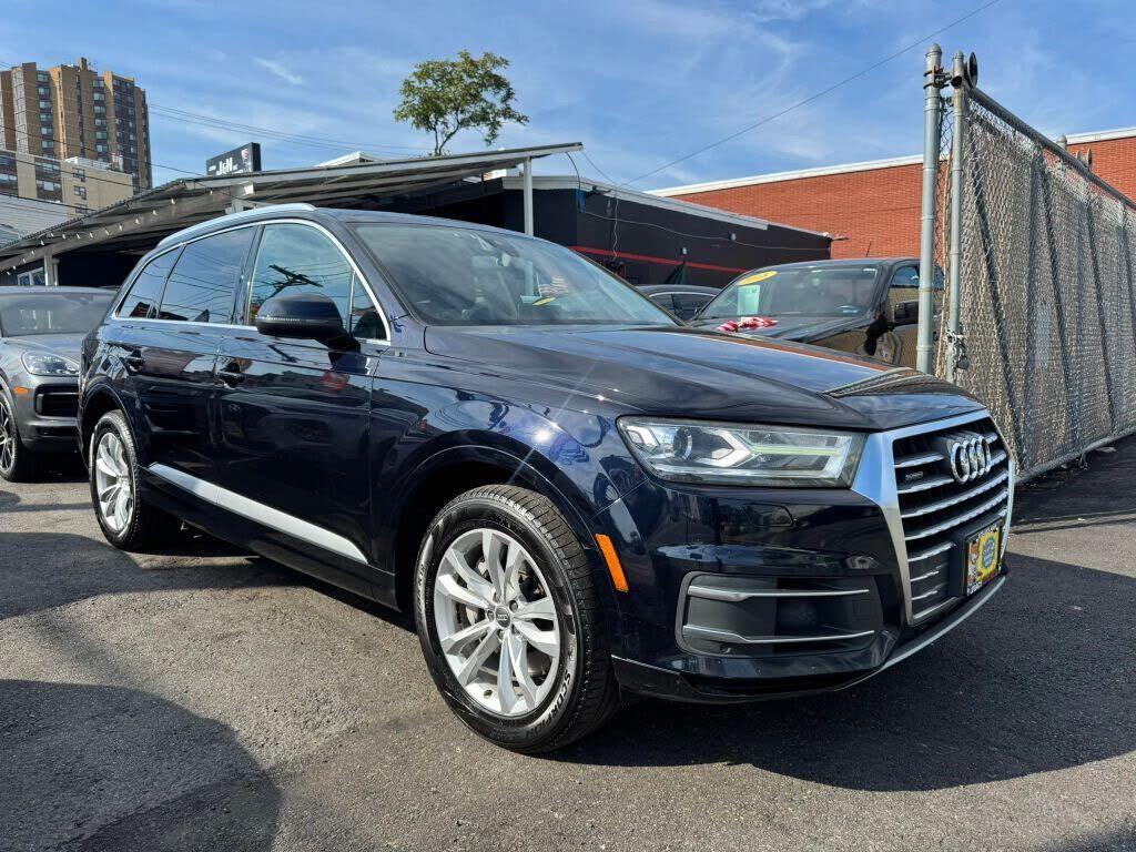 2017 AUDI Q7