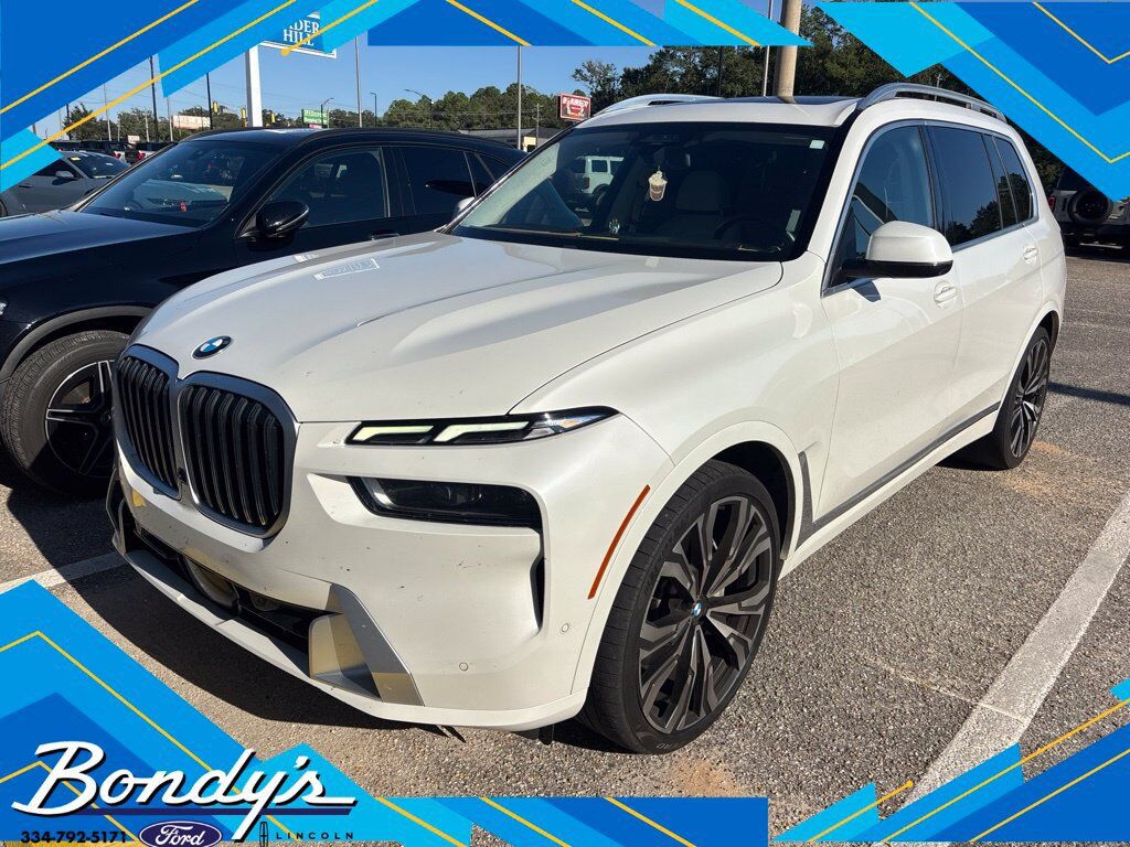 2023 BMW X7