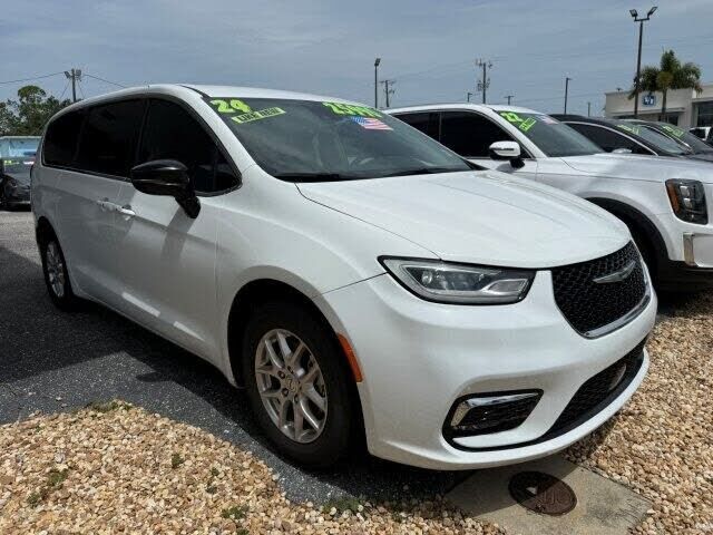 2024 CHRYSLER Pacifica