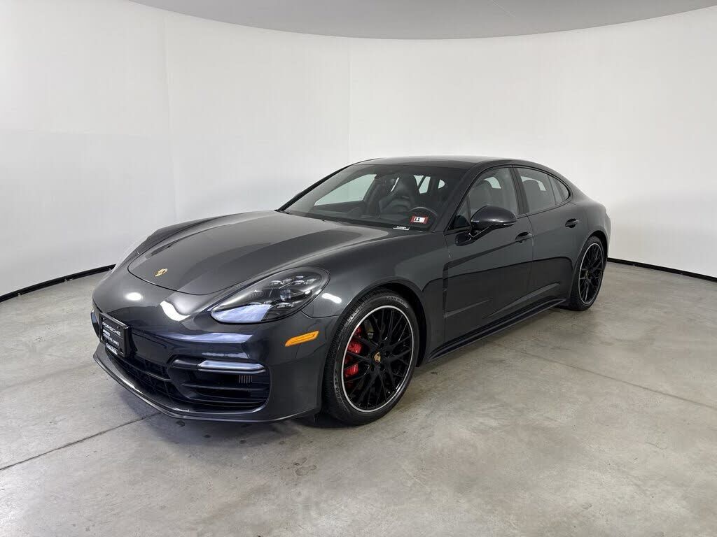 2020 PORSCHE Panamera