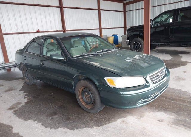 2001 TOYOTA Camry